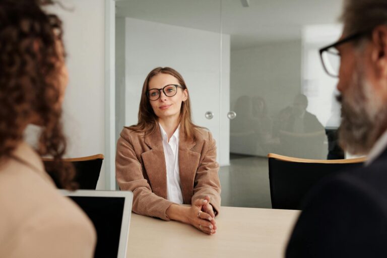 Bilan de comp\u00e9tences avec un consultant en cabinet